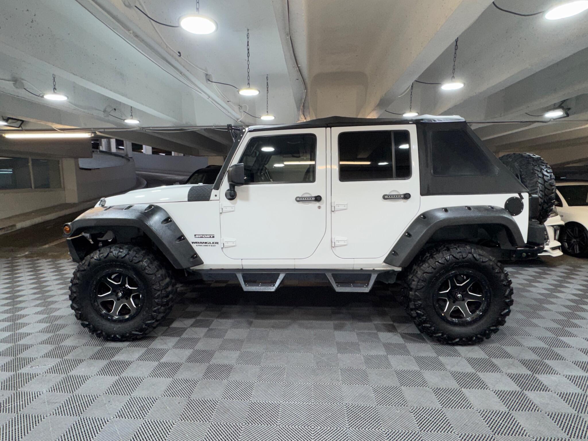 Jeep Wrangler - Image 2