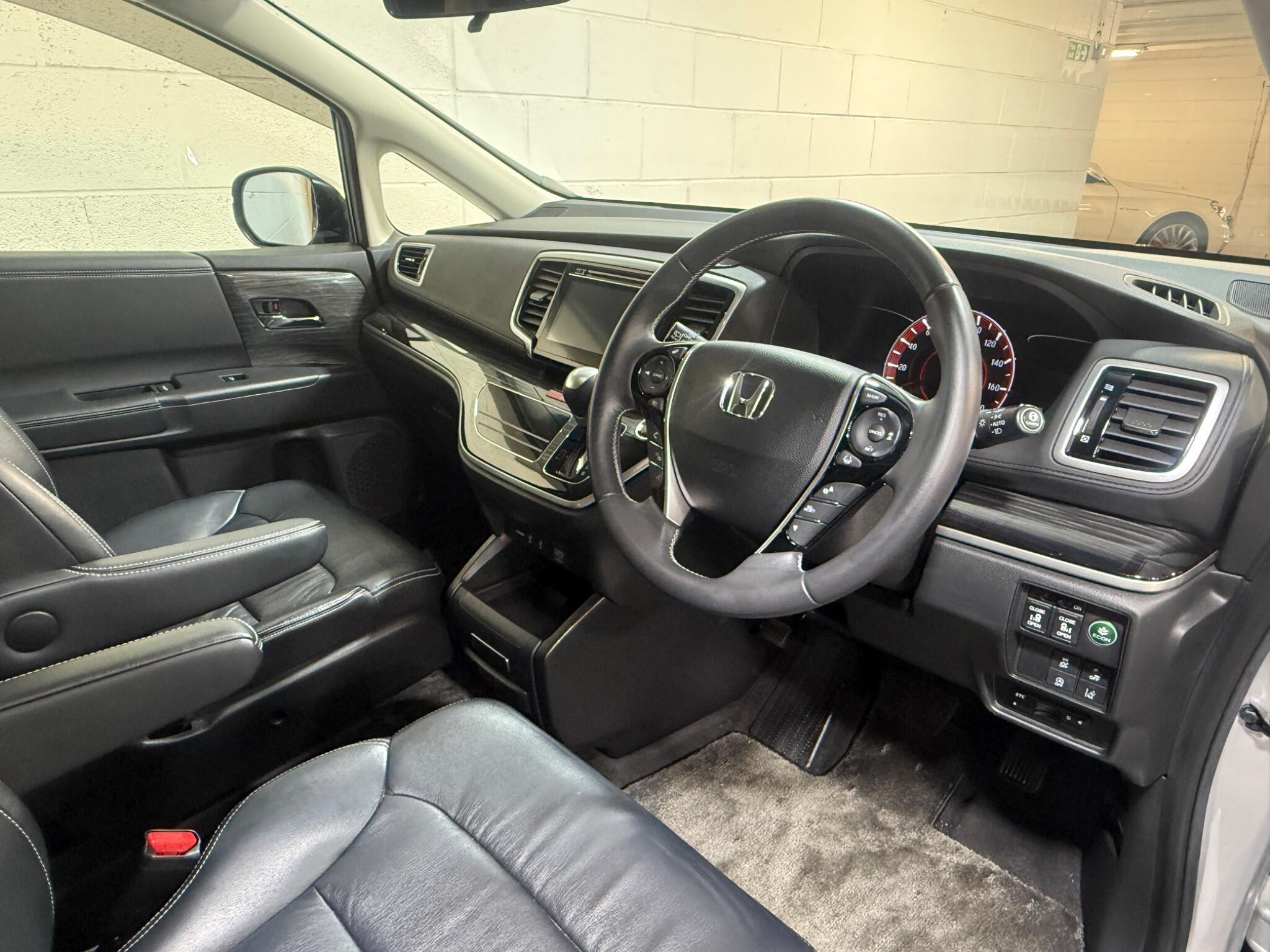 Honda Odyssey - Image 8