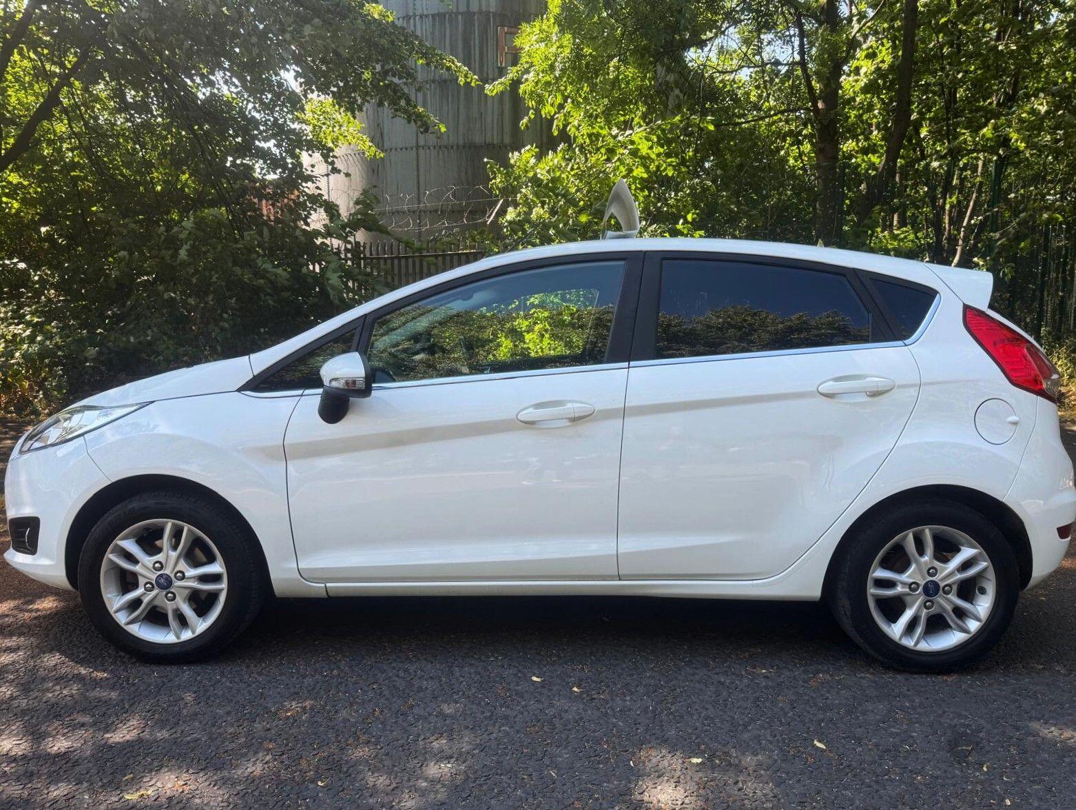 Ford Fiesta - Image 8