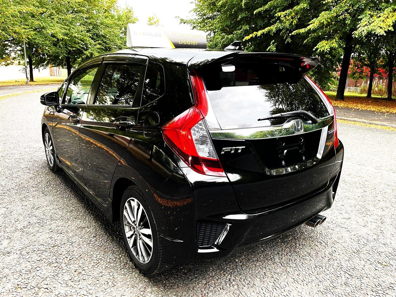 Honda FIT - Image 5