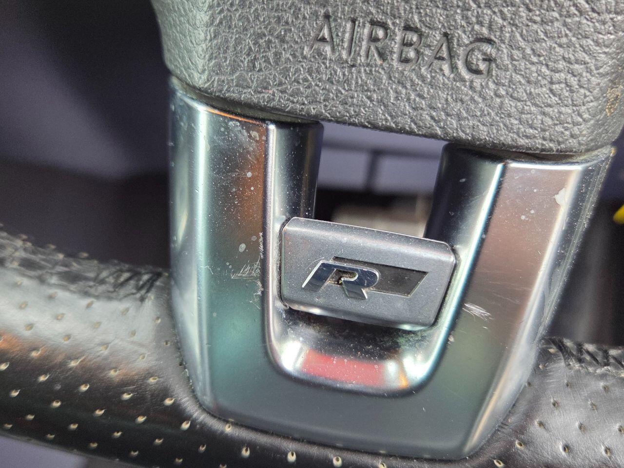 Volkswagen Tiguan - Image 22