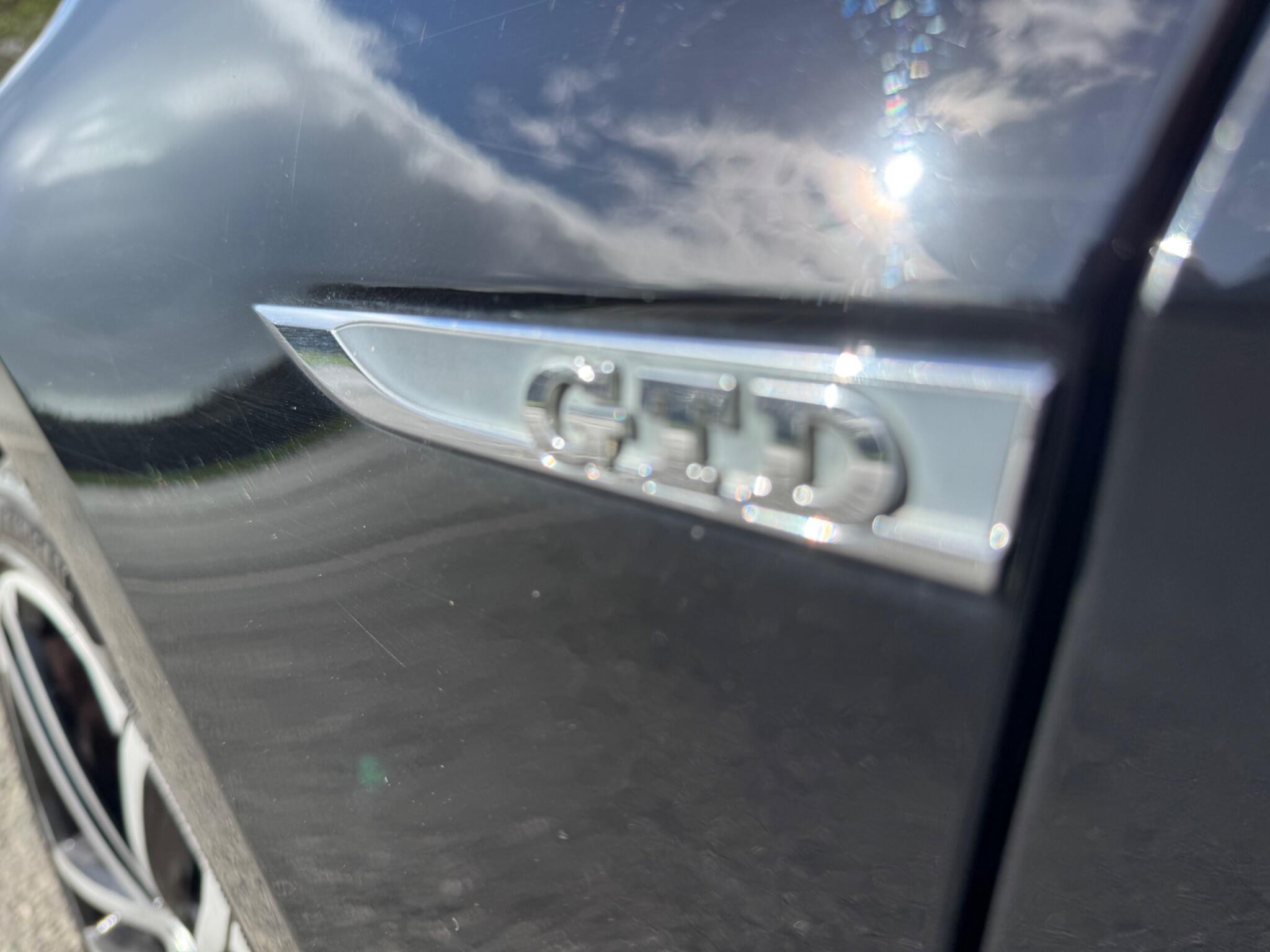 Volkswagen Golf - Image 43
