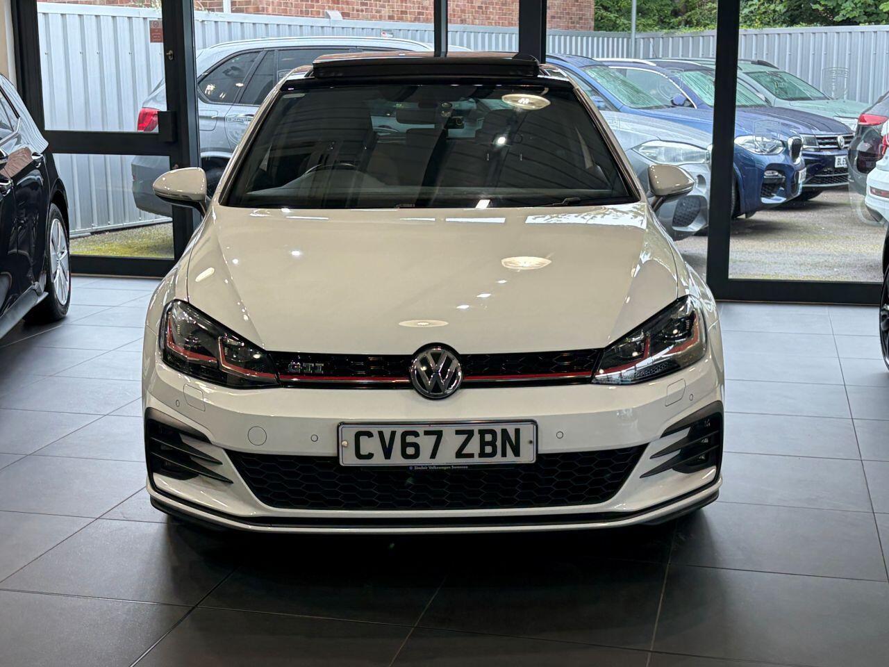 Volkswagen Golf - Image 2