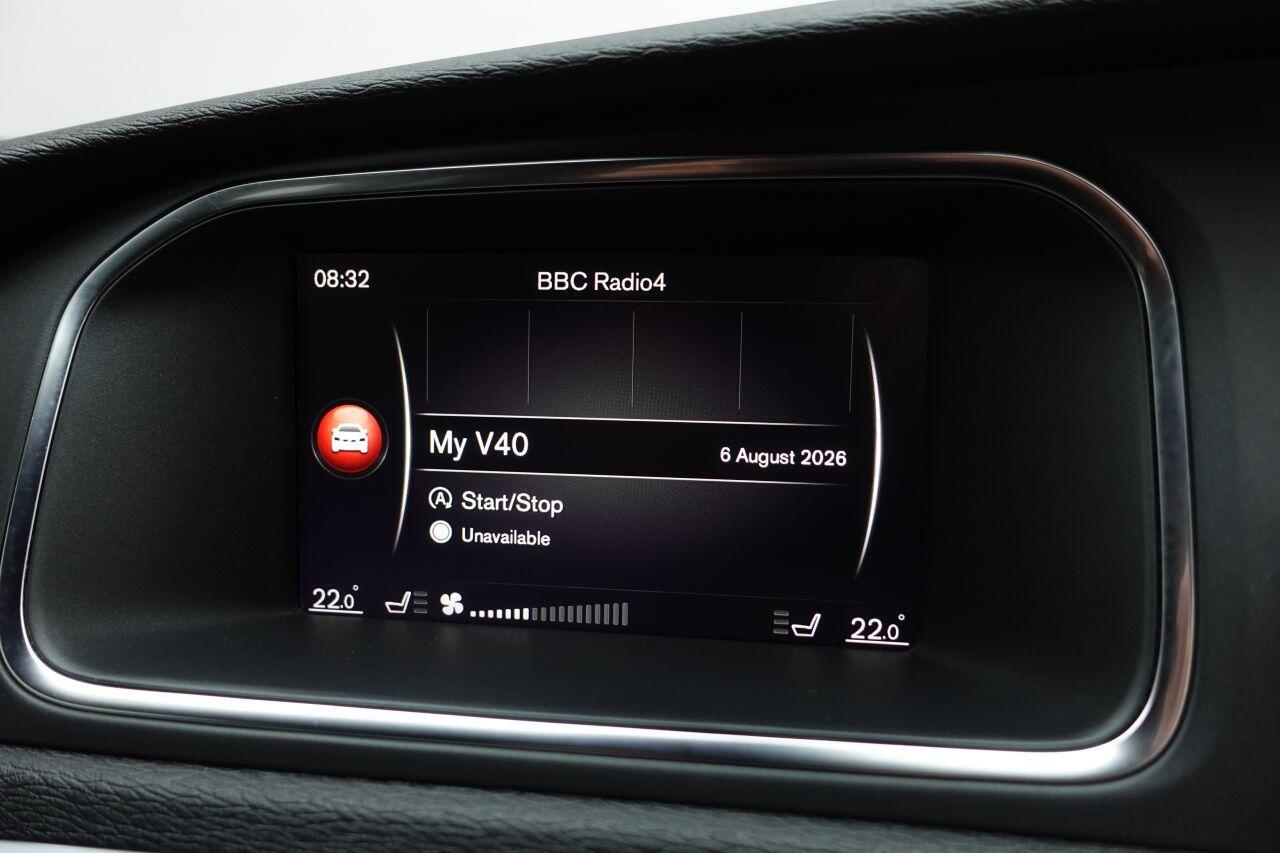 Volvo V40 - Image 9