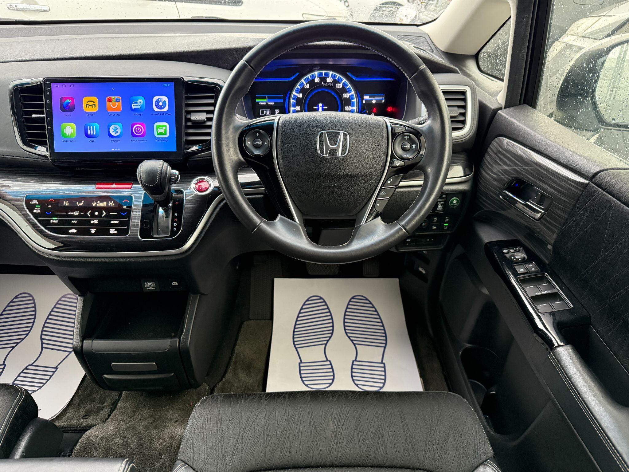 Honda Odyssey - Image 49