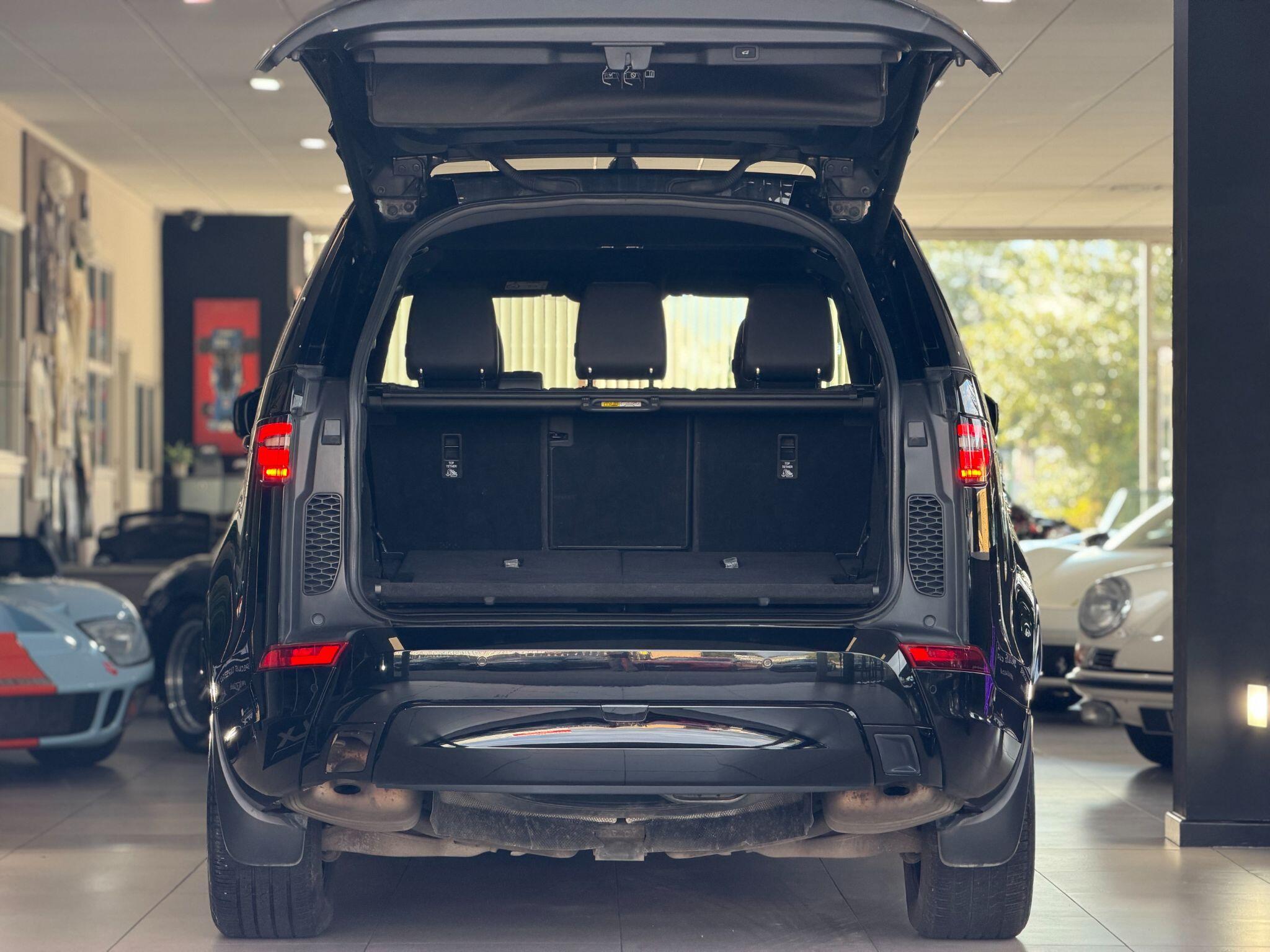 Land Rover Discovery - Image 19