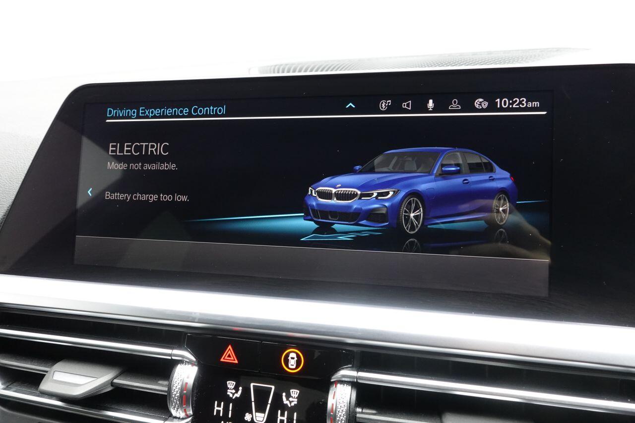 BMW 3 Series - Image 35