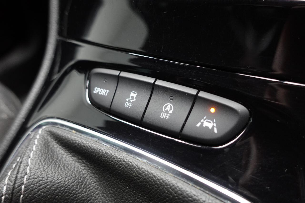 Vauxhall Astra - Image 38