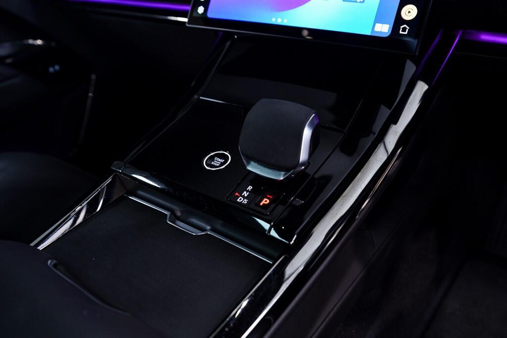 Land Rover RANGE ROVER SPORT - Image 18