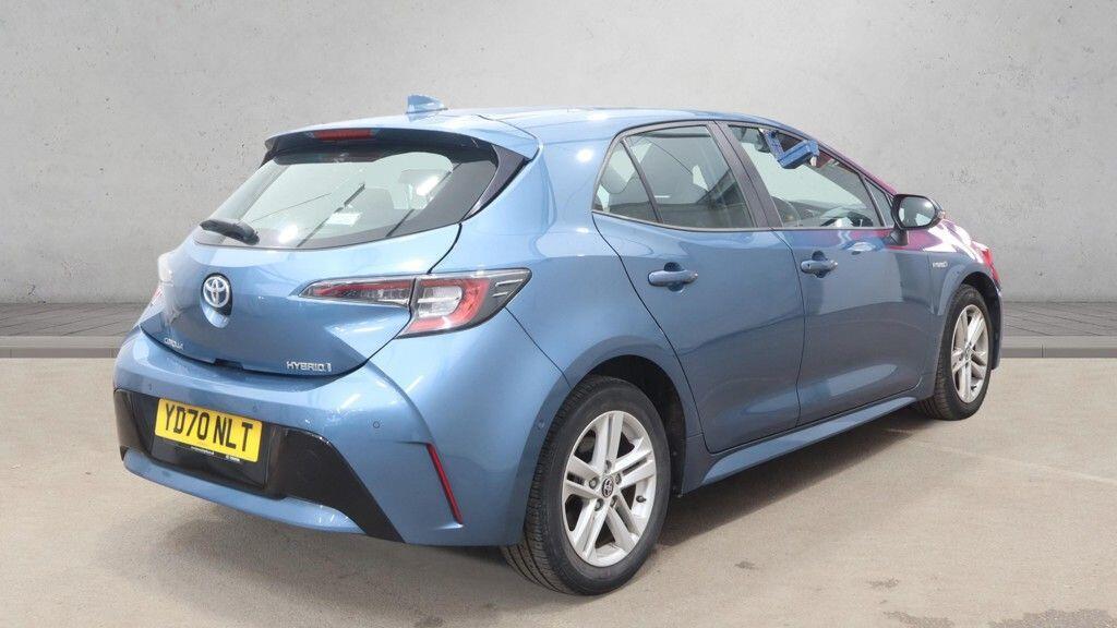 Toyota Corolla - Image 7