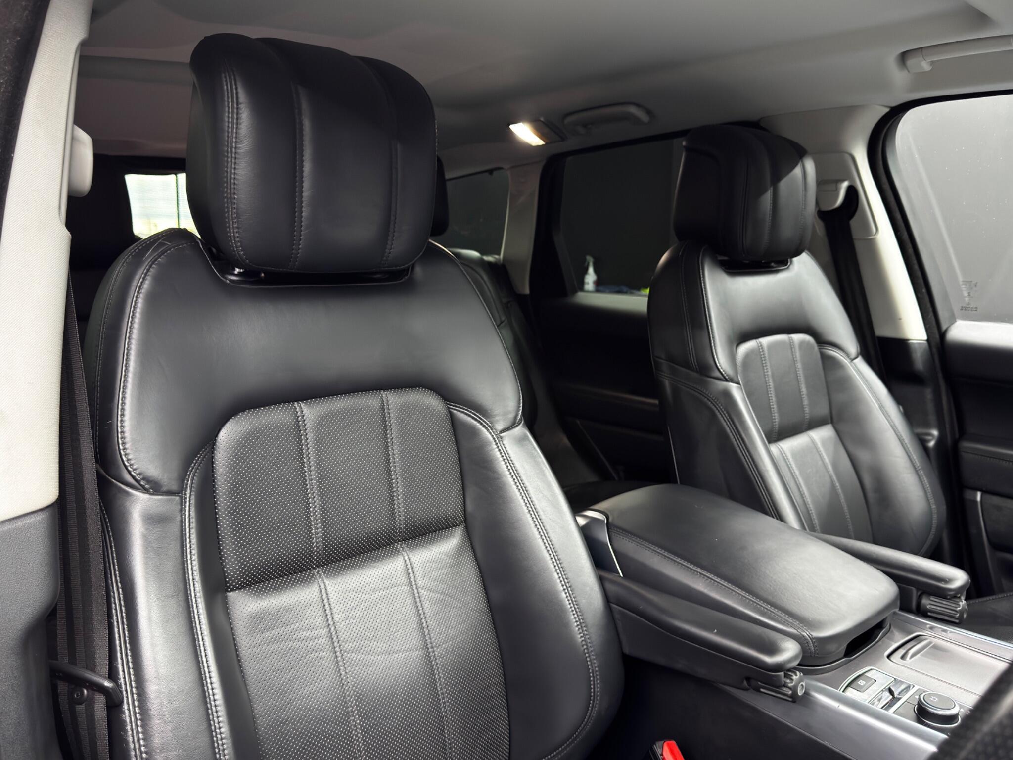 Land Rover RANGE ROVER SPORT - Image 12