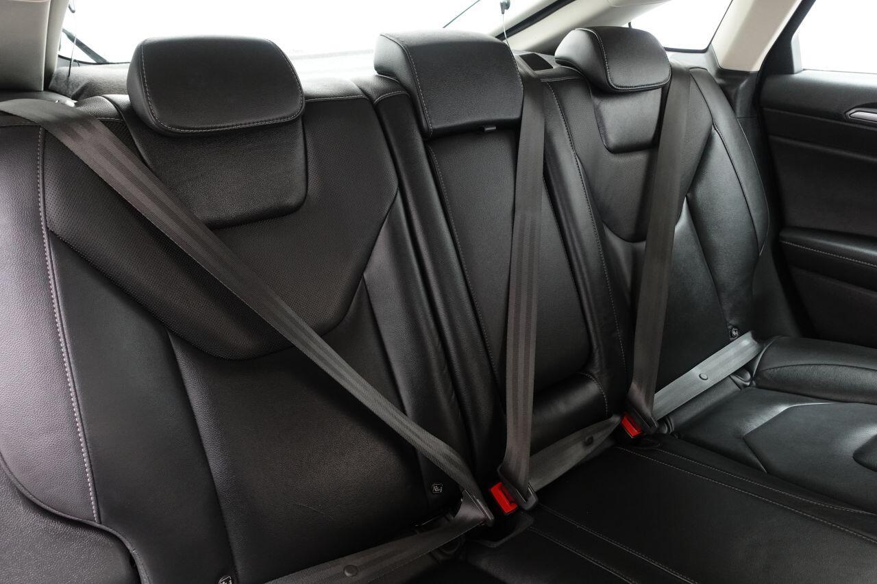 Ford Mondeo - Image 6