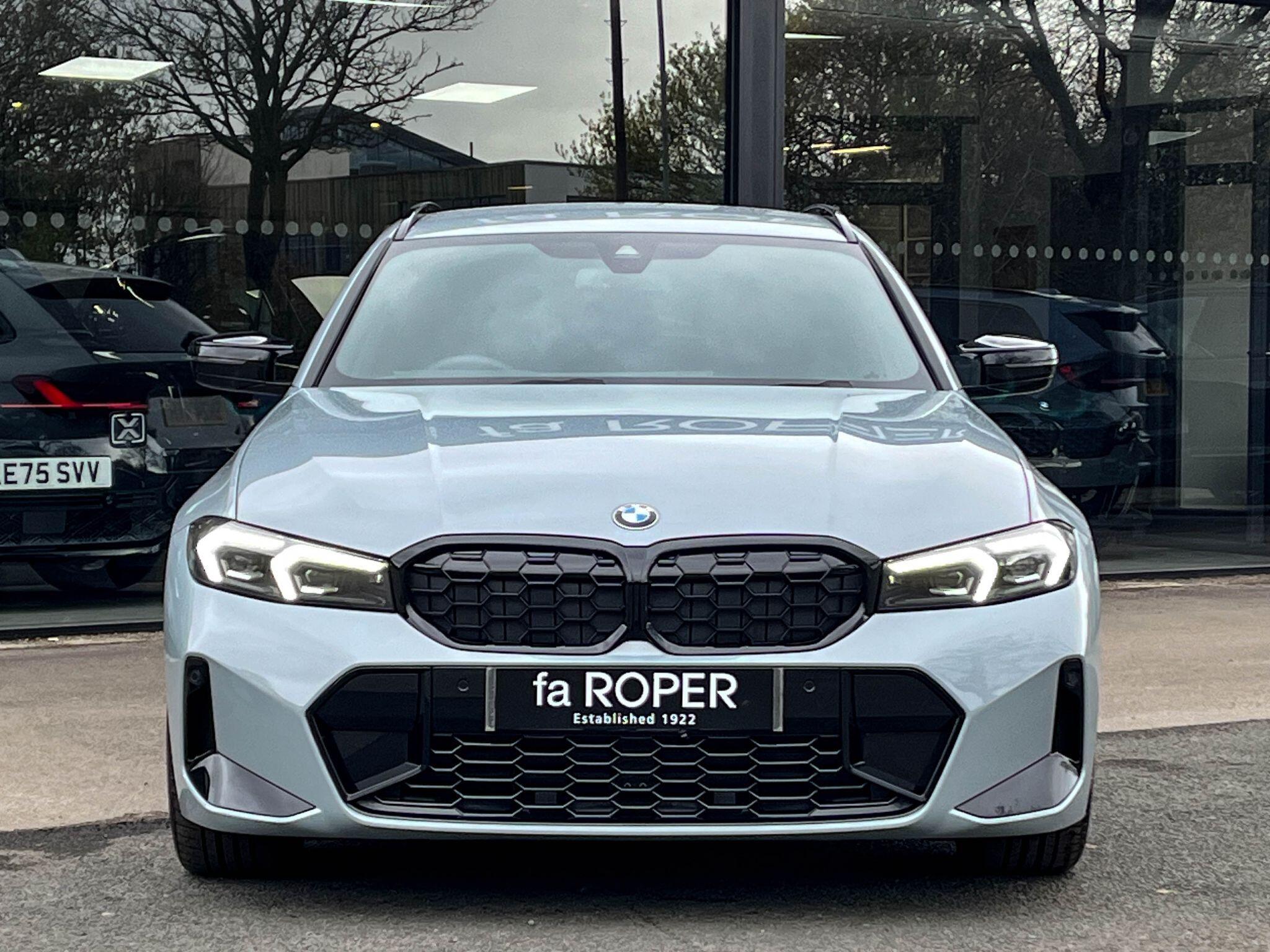 BMW 3 Series - Image 21