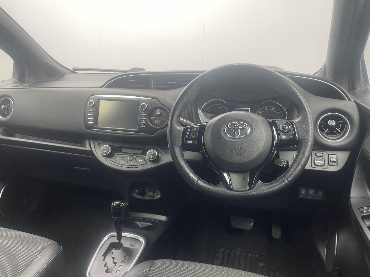 Toyota Yaris - Image 19