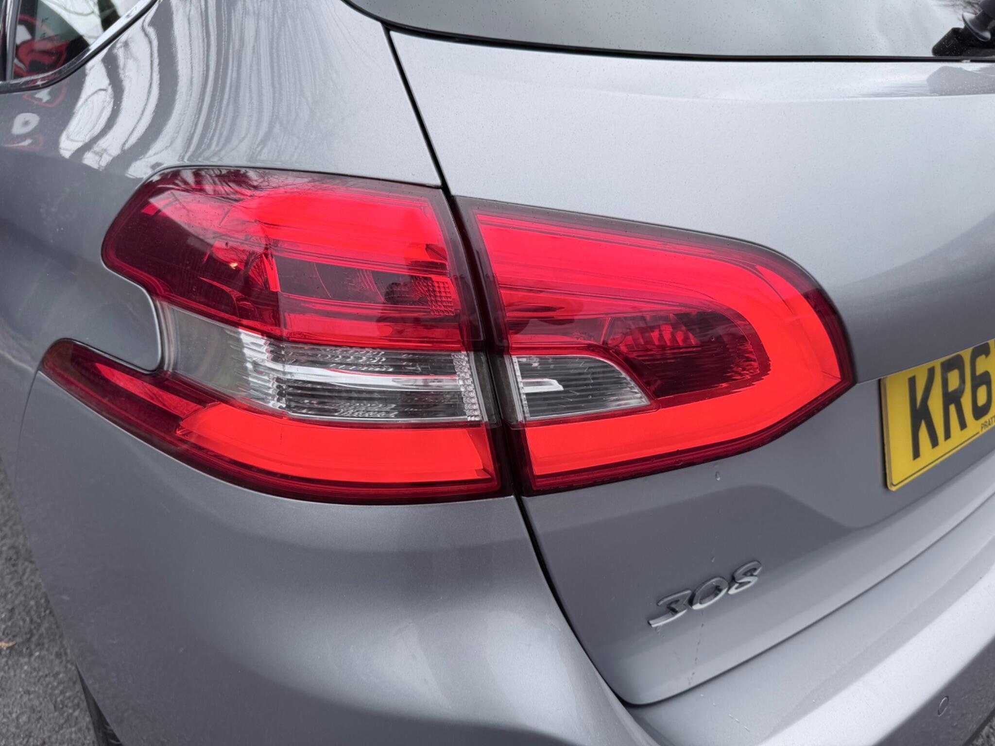 Peugeot 308 SW - Image 27