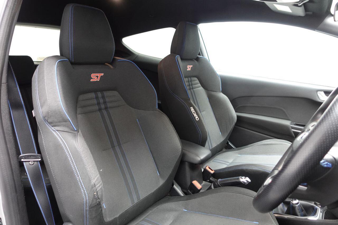 Ford Fiesta - Image 3