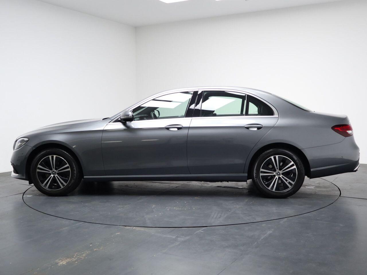 Mercedes-benz E Class - Image 8
