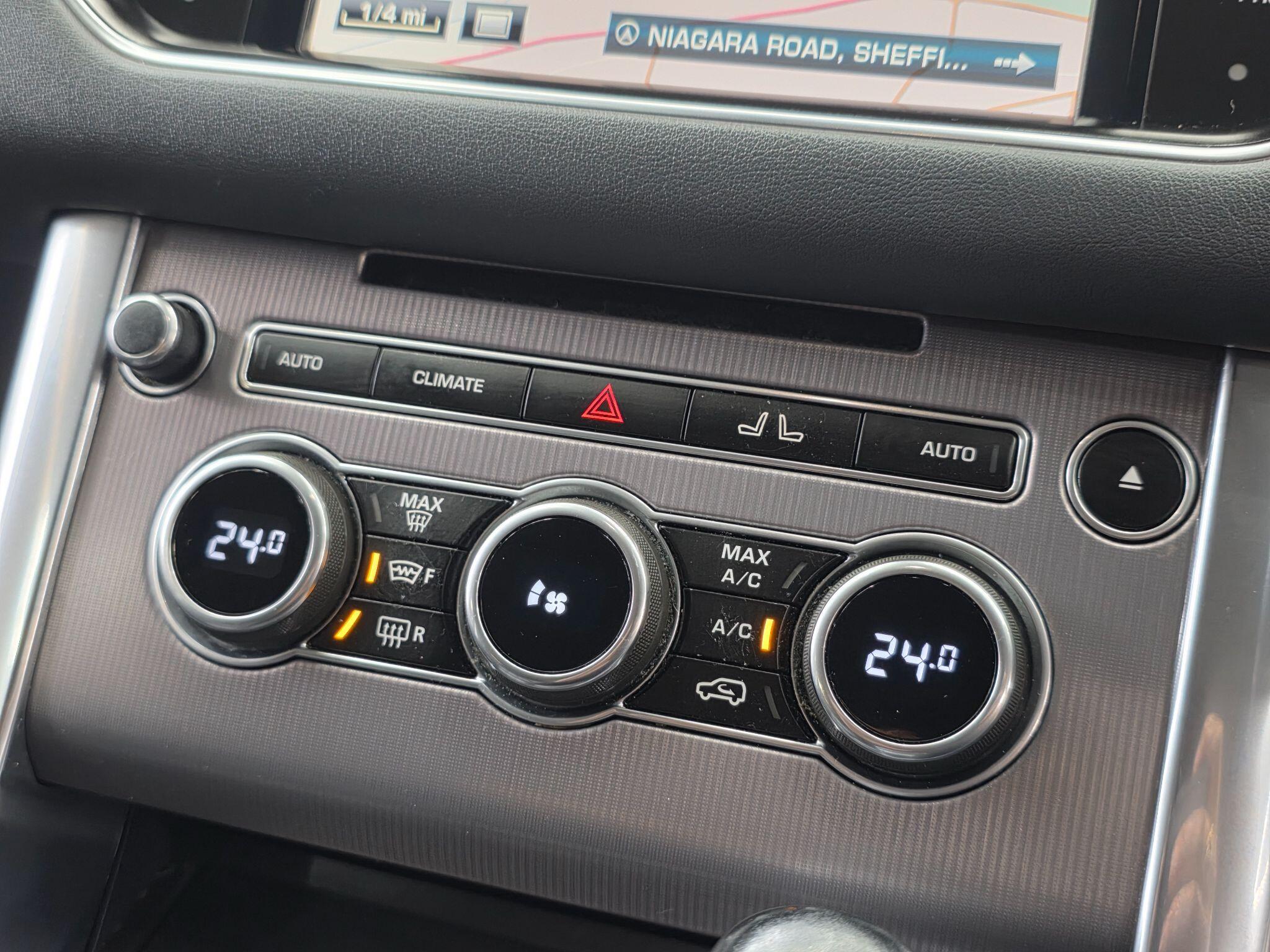 Land Rover RANGE ROVER SPORT - Image 30