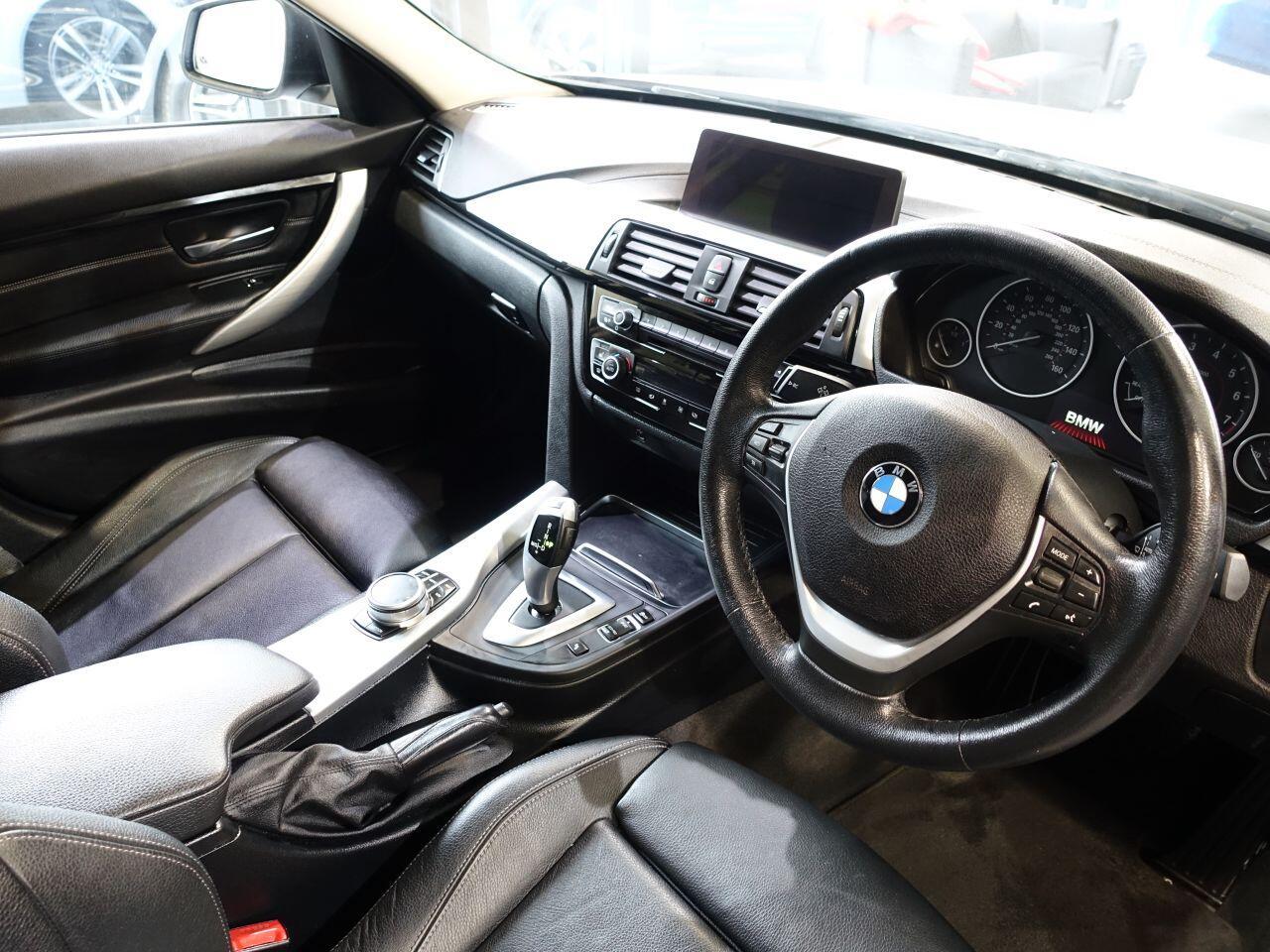 BMW 3 Series - Image 2