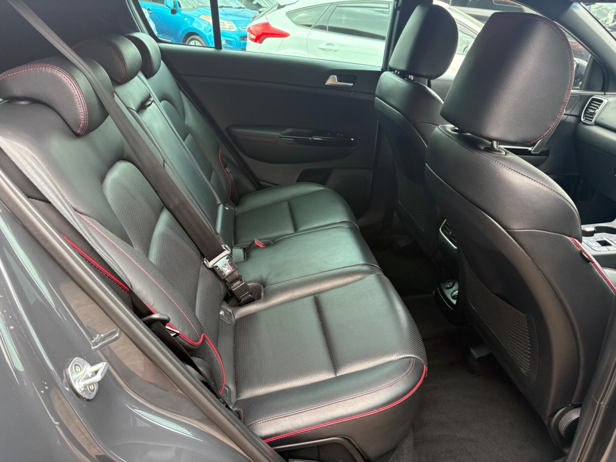 Kia Sportage - Image 13