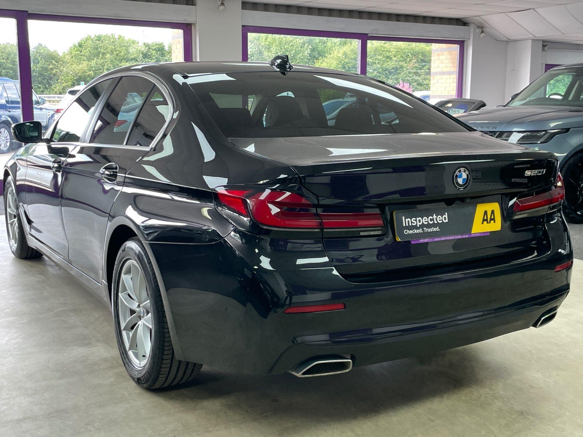 BMW 5 Series - Image 9