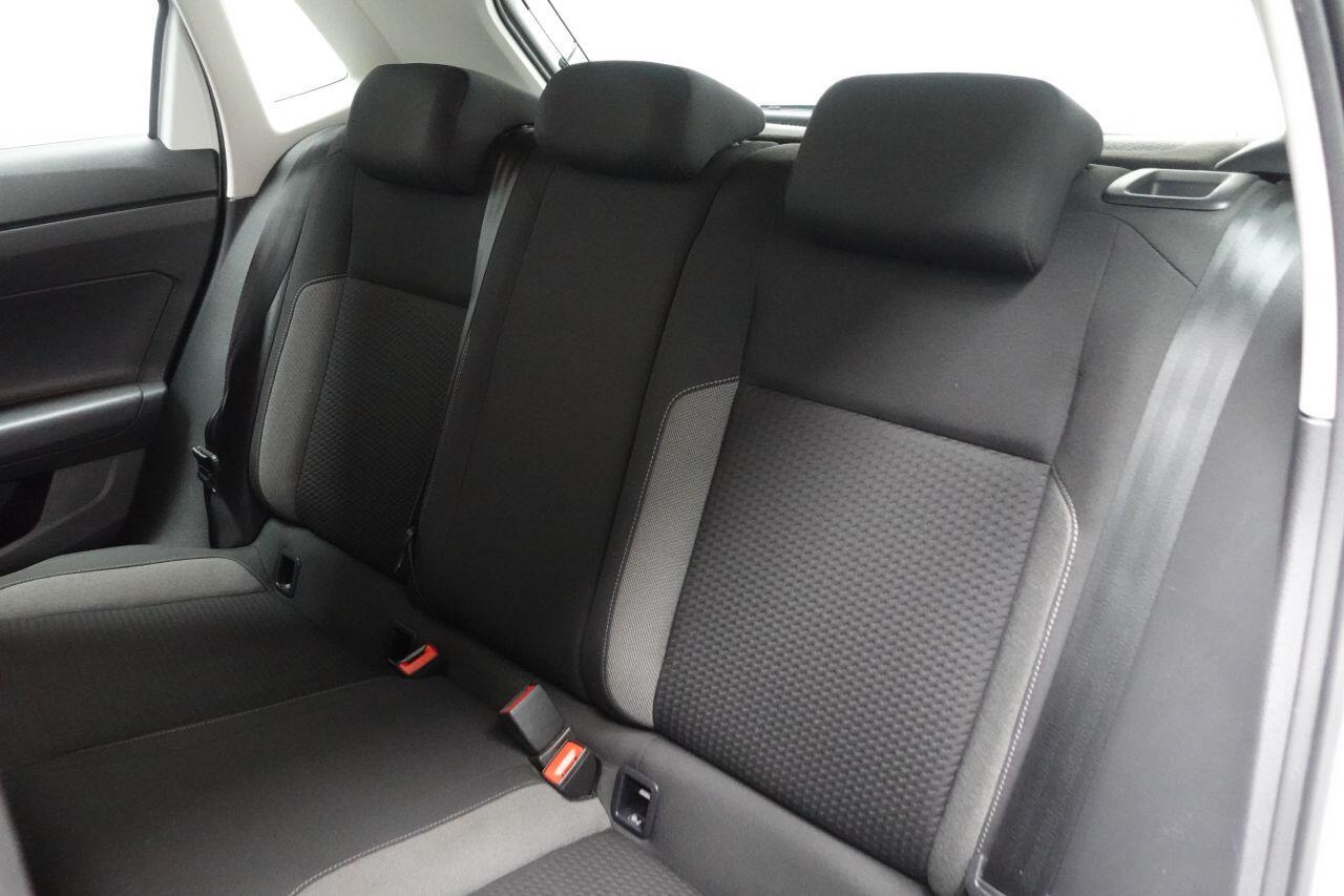 Volkswagen Polo - Image 26