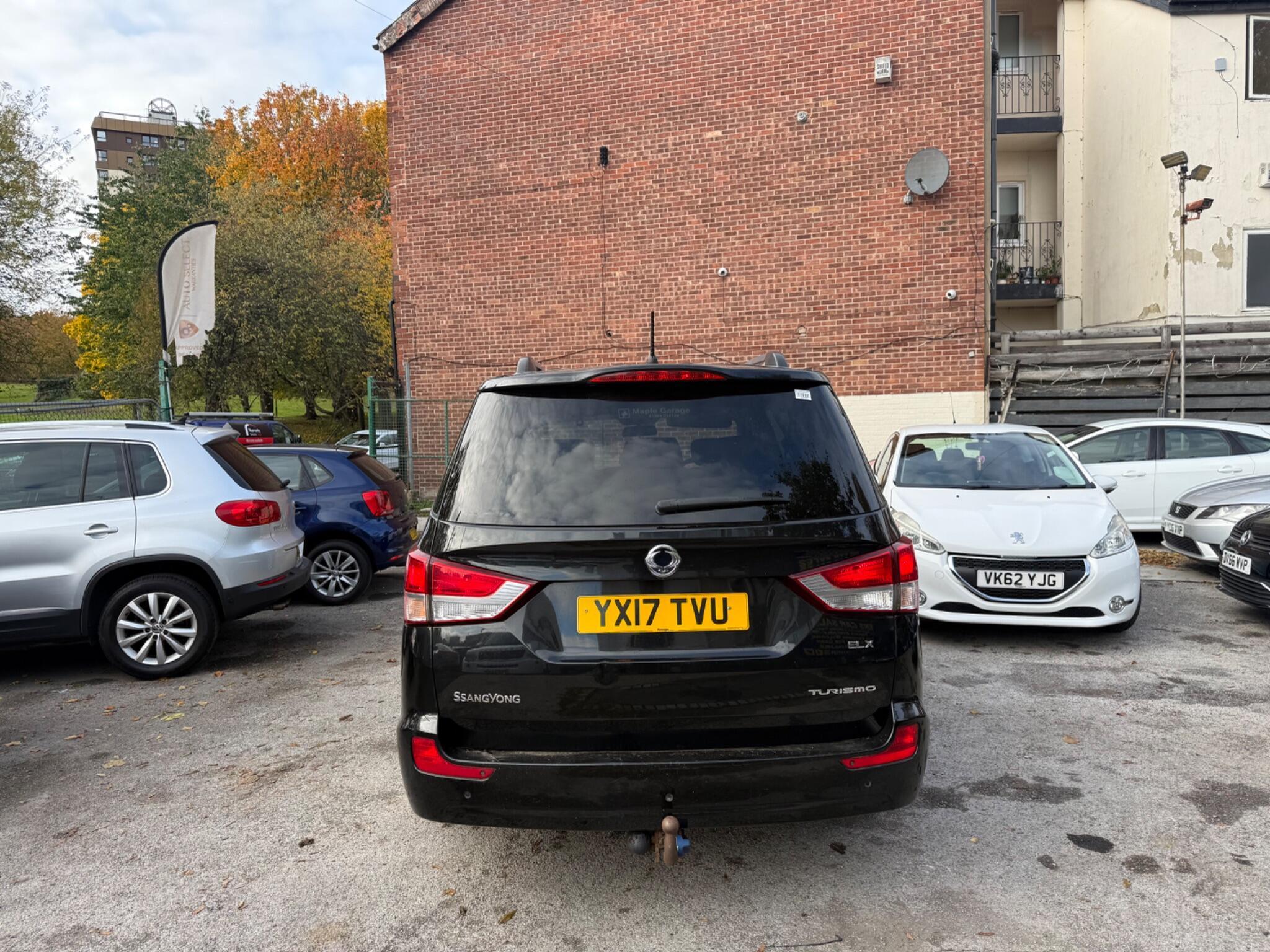 Ssangyong Turismo - Image 6