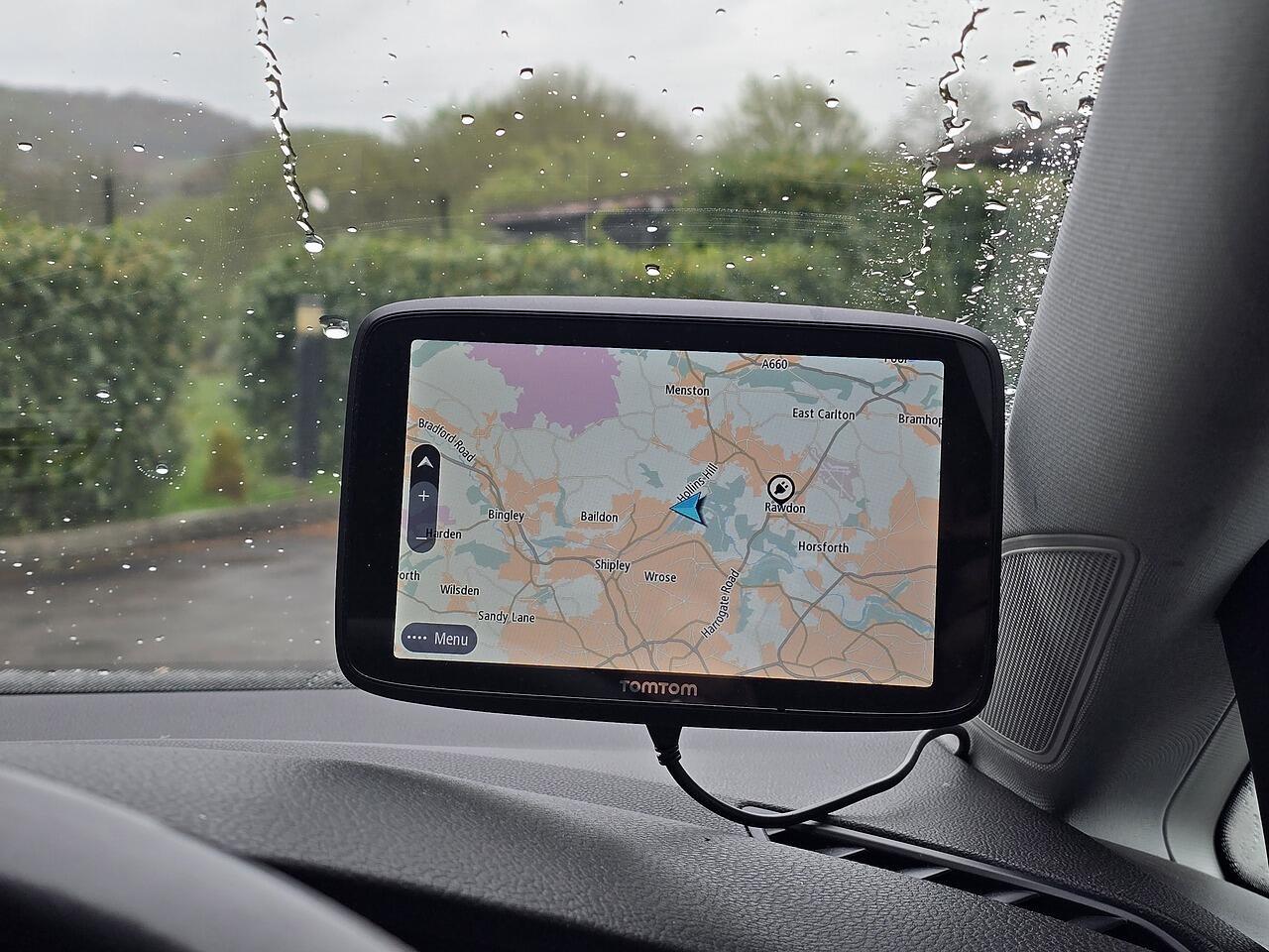 Volkswagen Golf - Image 9