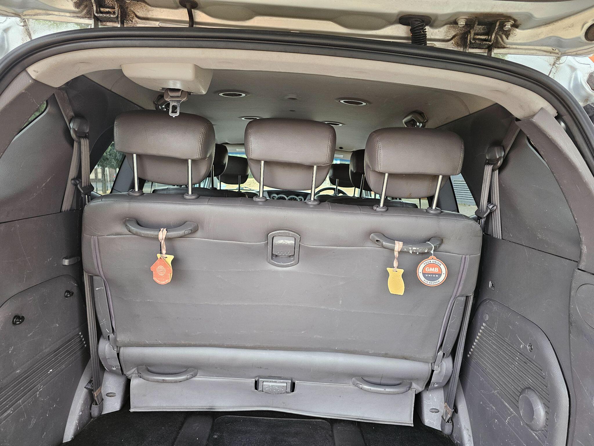 Ssangyong Turismo - Image 4