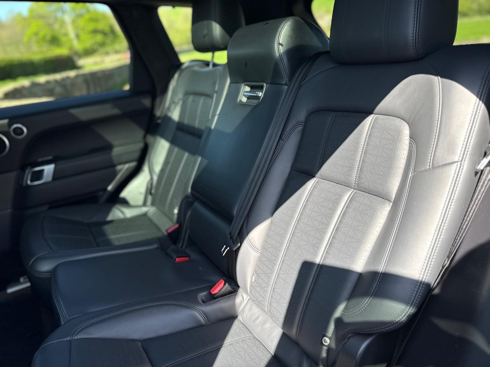 Land Rover RANGE ROVER SPORT - Image 25