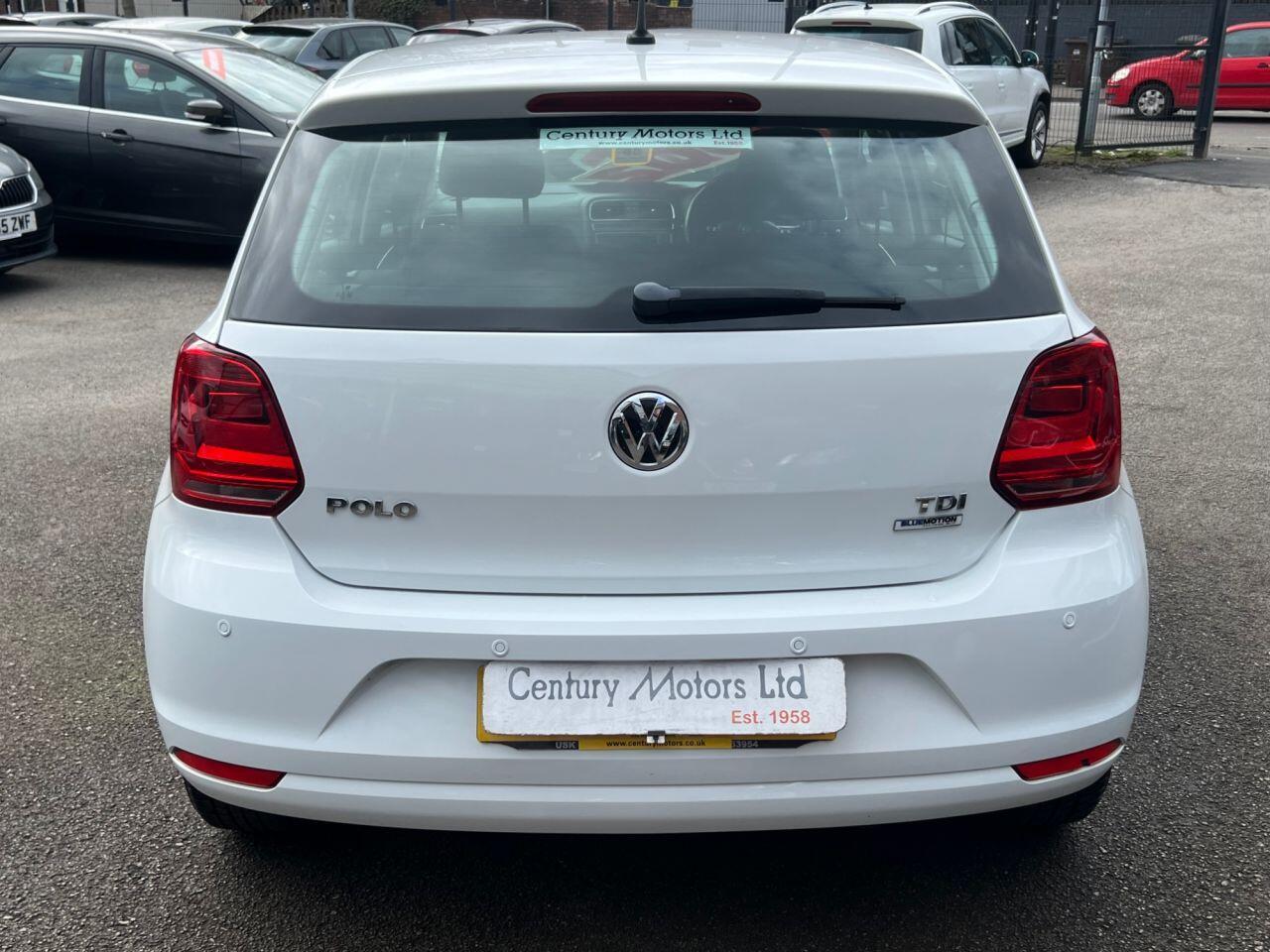 Volkswagen Polo - Image 18