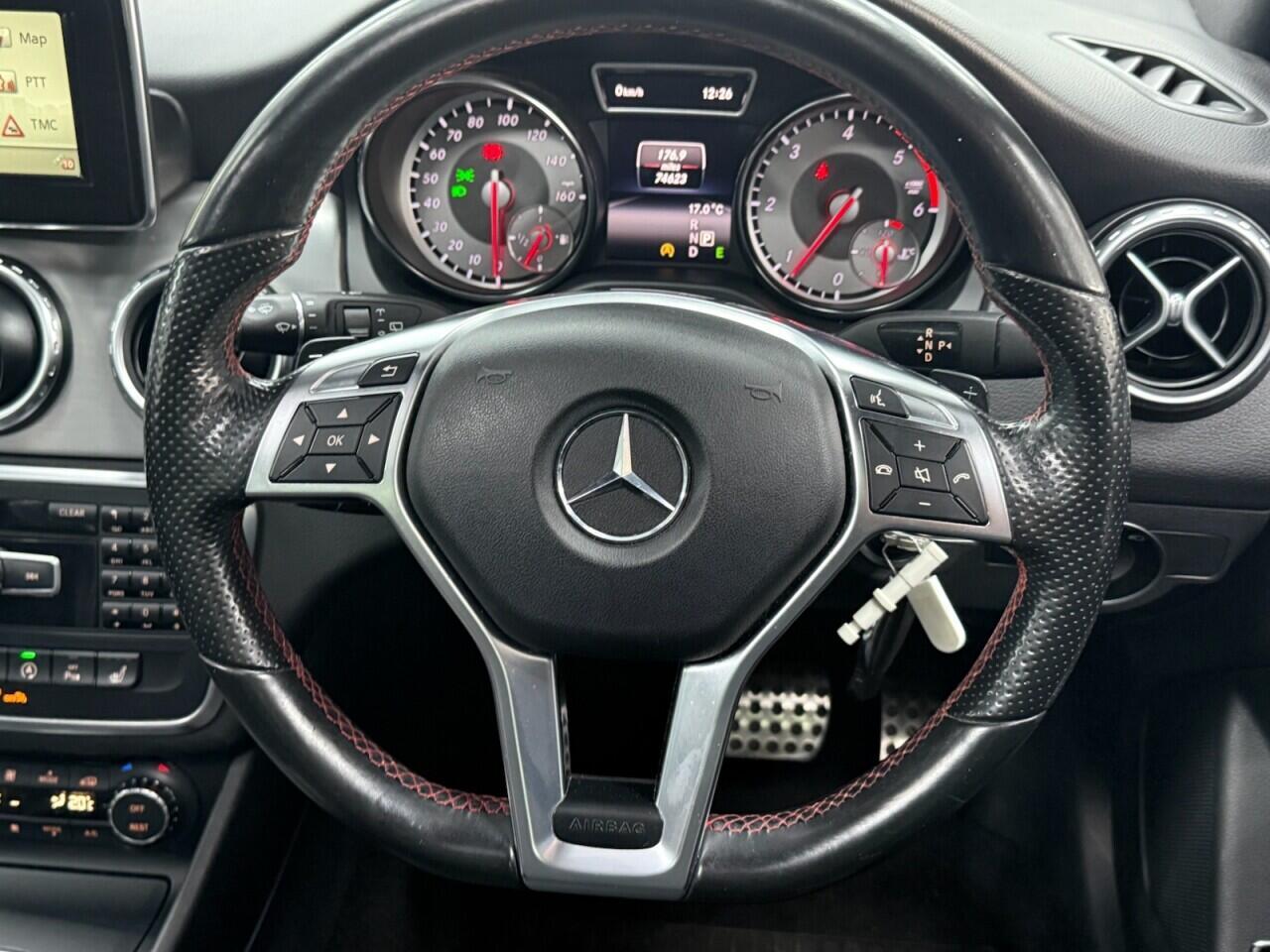 Mercedes-benz GLA - Image 17