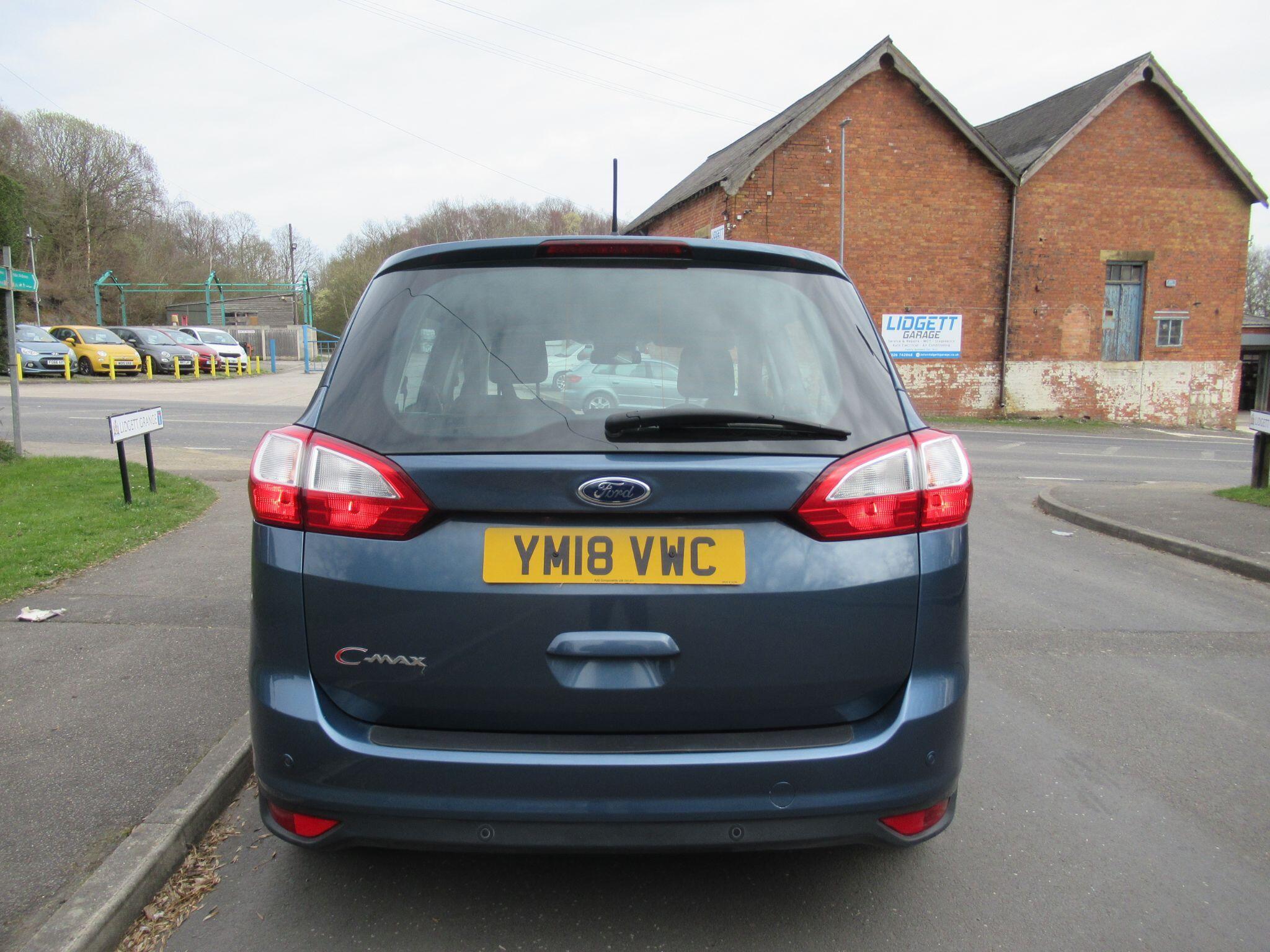 Ford Grand C-MAX - Image 9