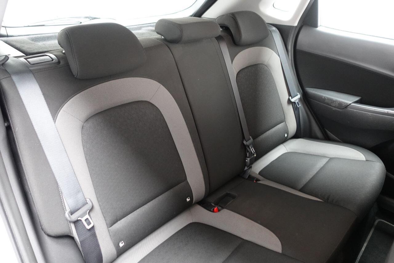 Hyundai Kona - Image 18