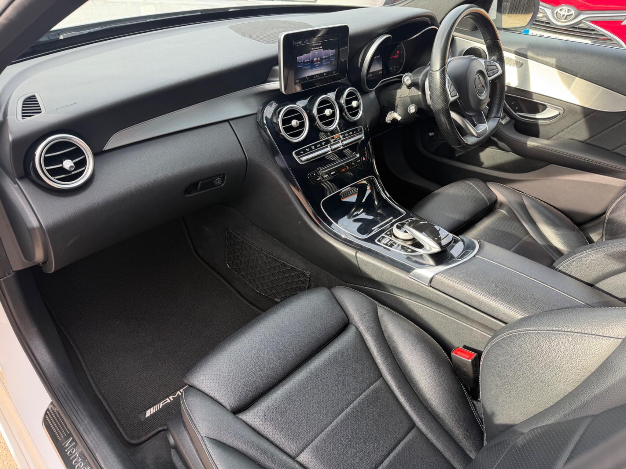 Mercedes C Class - Image 12