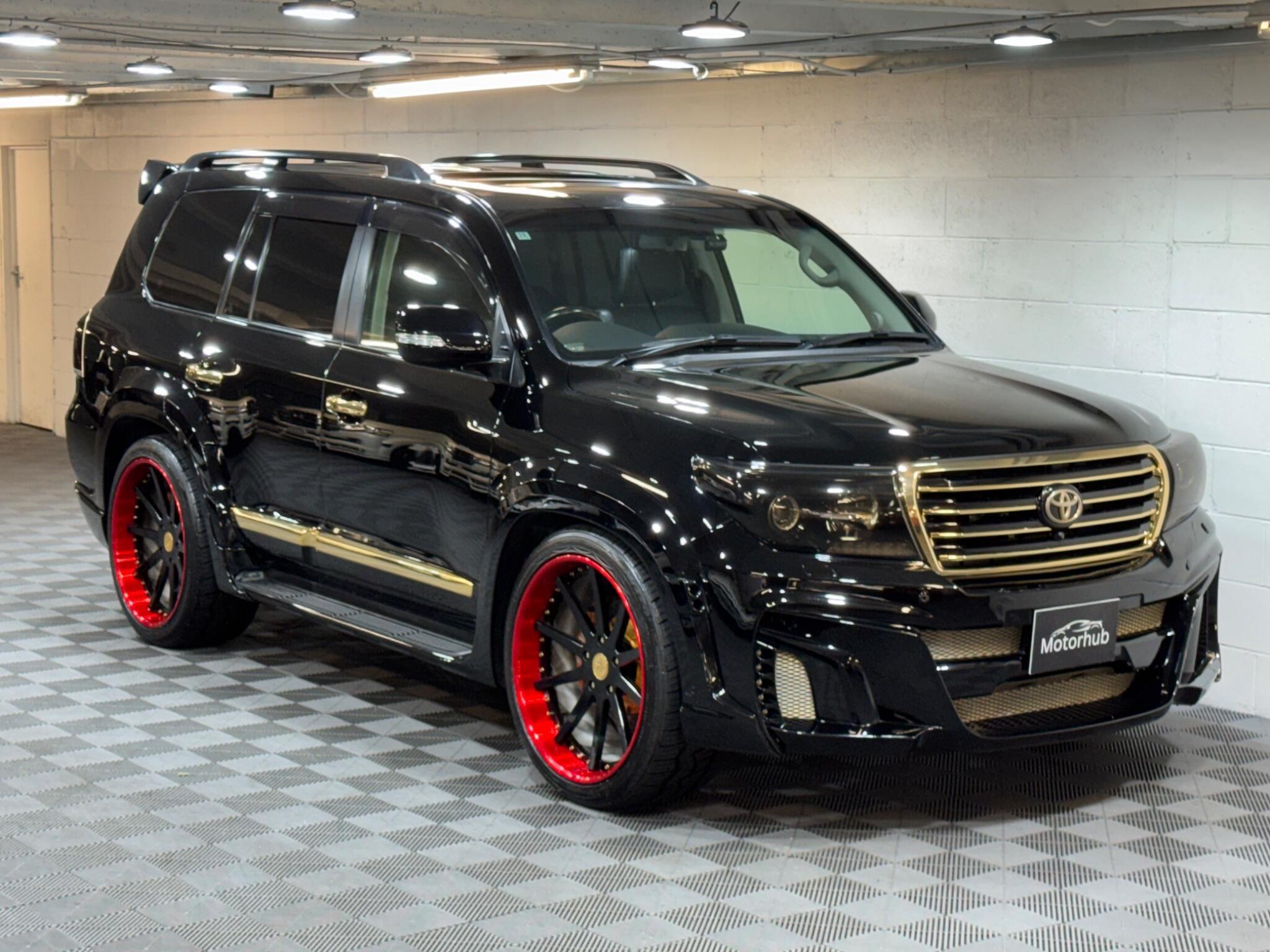 Toyota Land Cruiser - Image 22