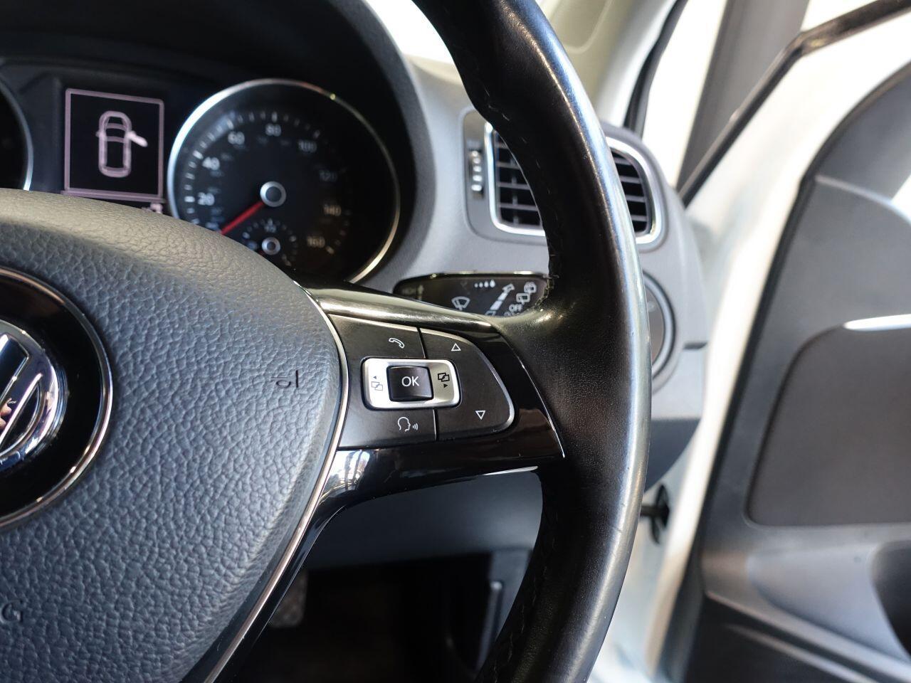 Volkswagen Polo - Image 17