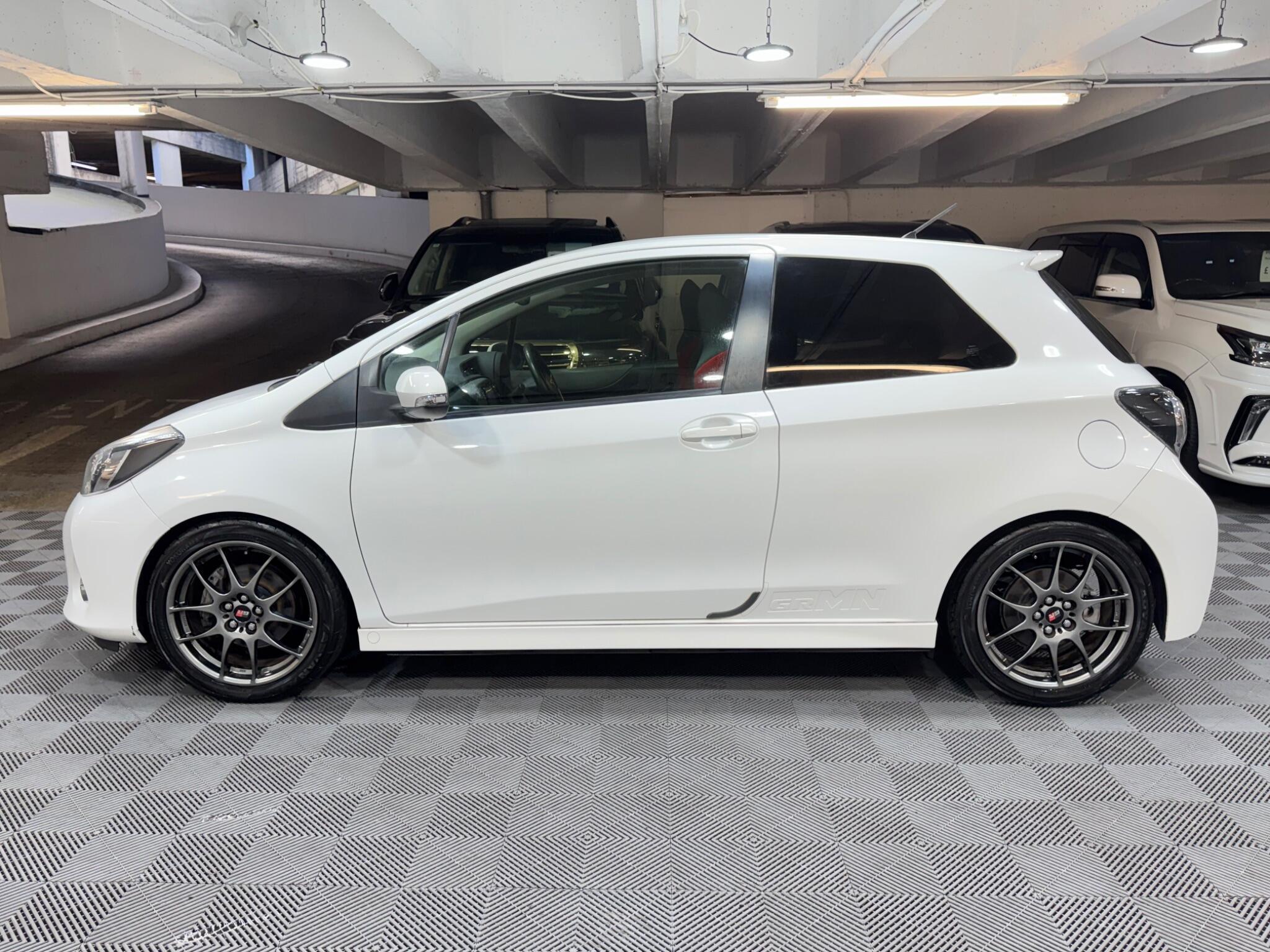 Toyota VITZ - Image 2