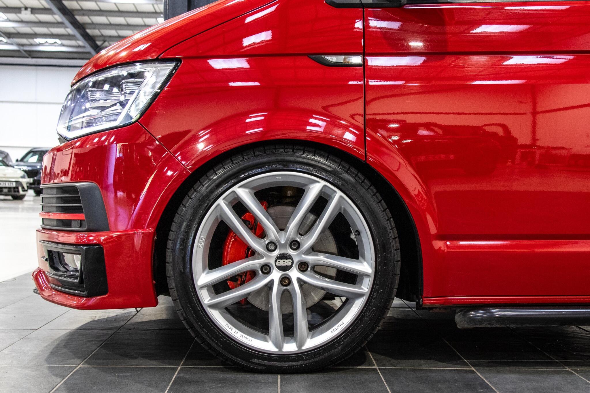 Volkswagen Transporter - Image 11