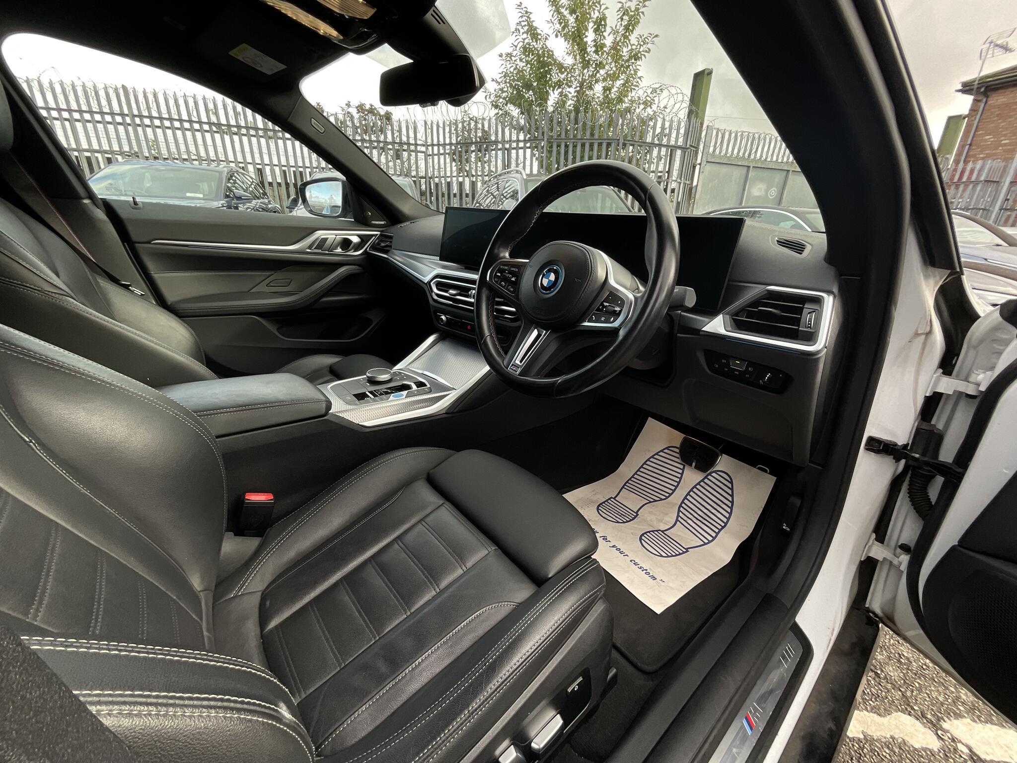 BMW I4 - Image 7