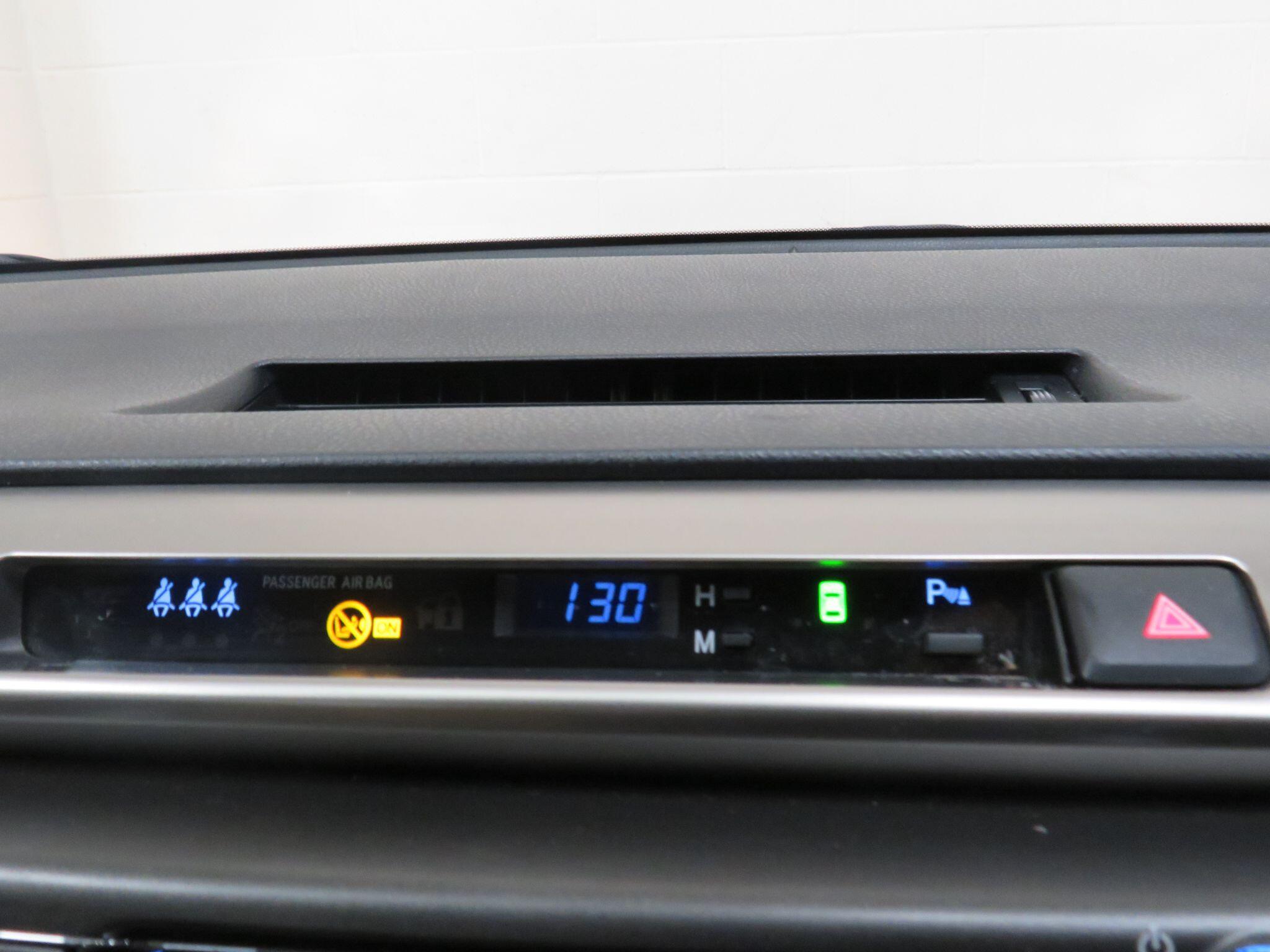 Toyota RAV4 - Image 18