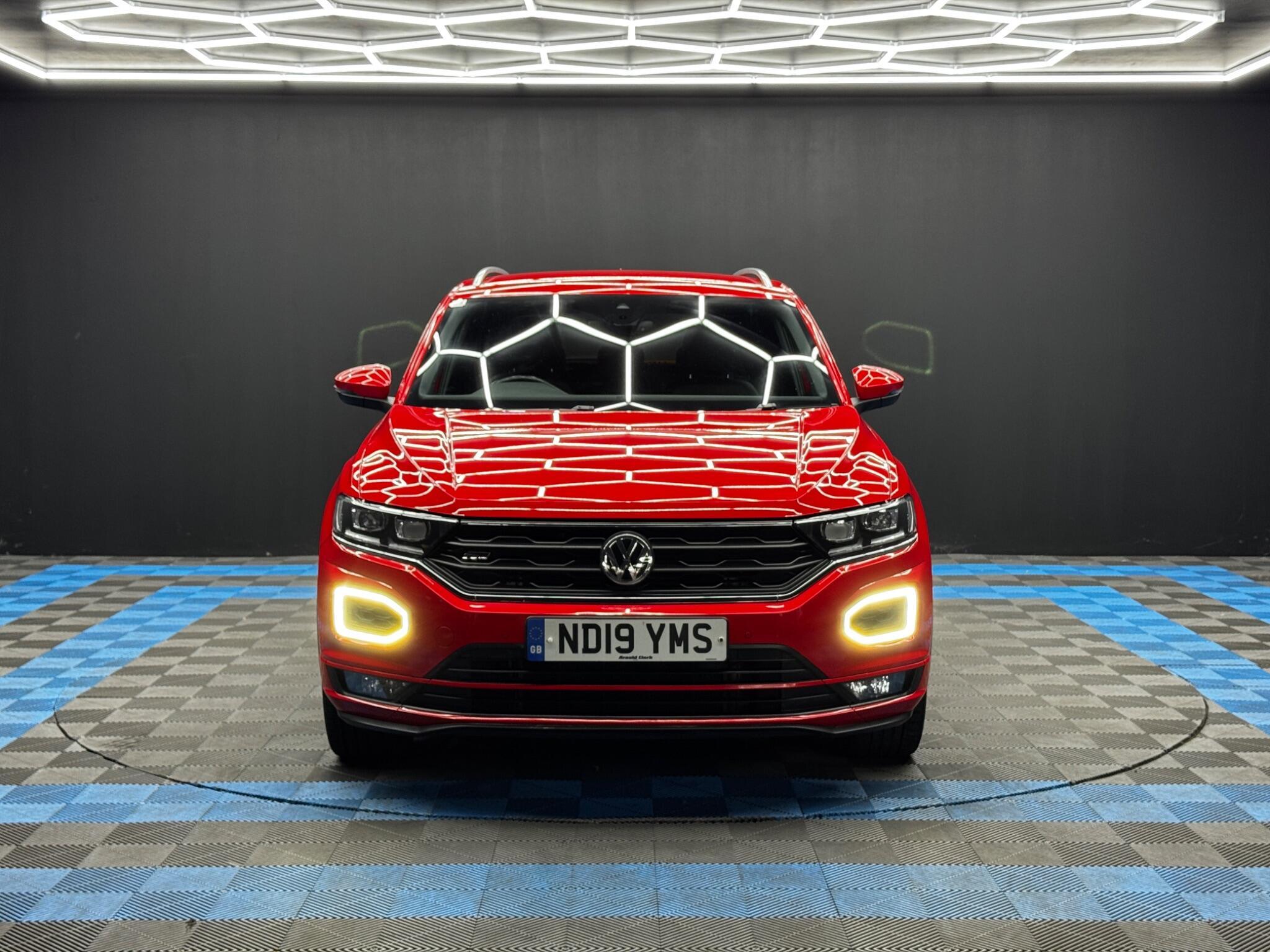 Volkswagen T-Roc - Image 2