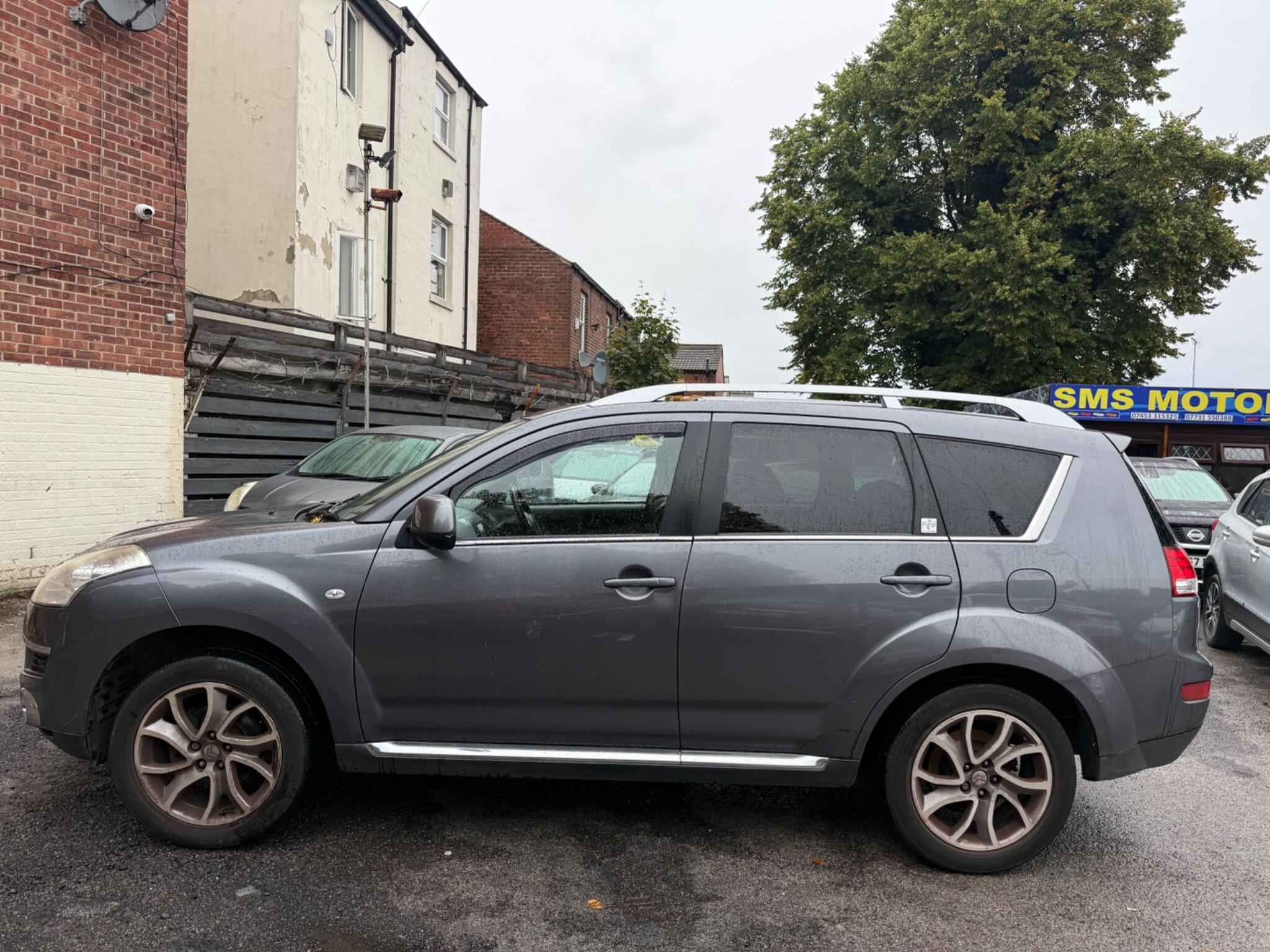 Citroen C-Crosser - Image 4