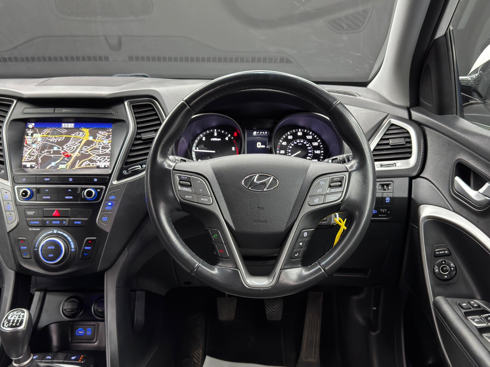 Hyundai Santa Fe - Image 19