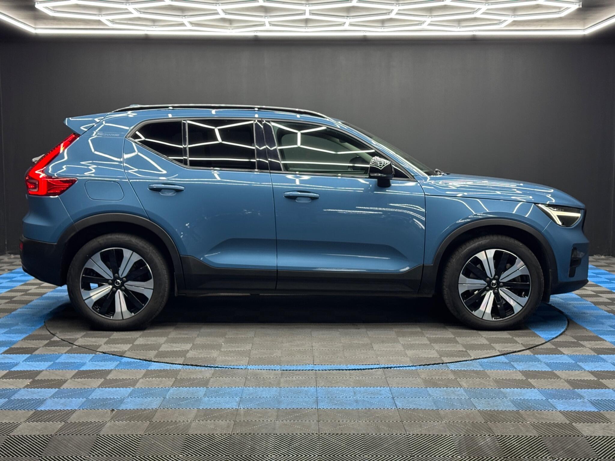 Volvo XC40 - Image 4