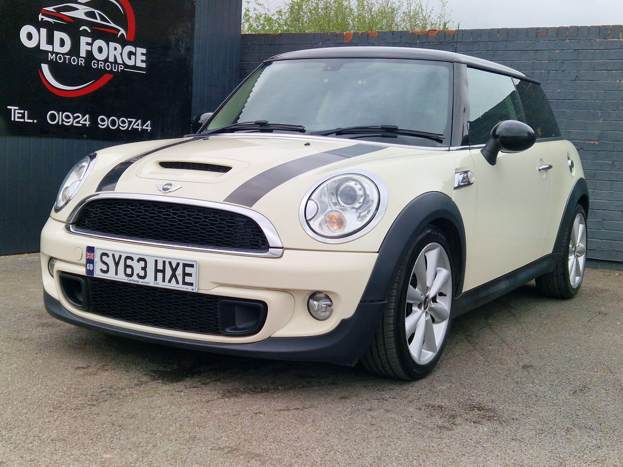 MINI Hatch - Image 19