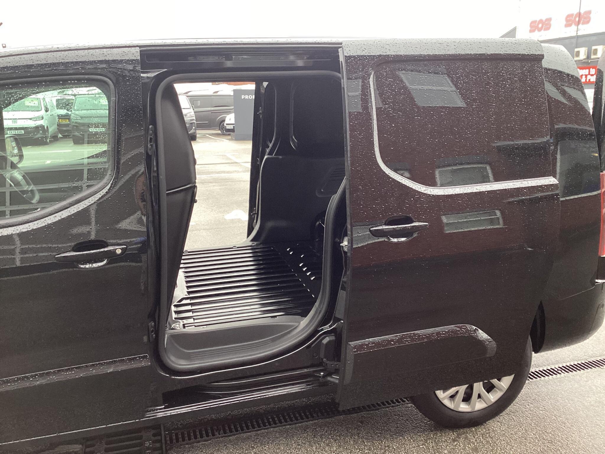 Fiat Doblo - Image 9