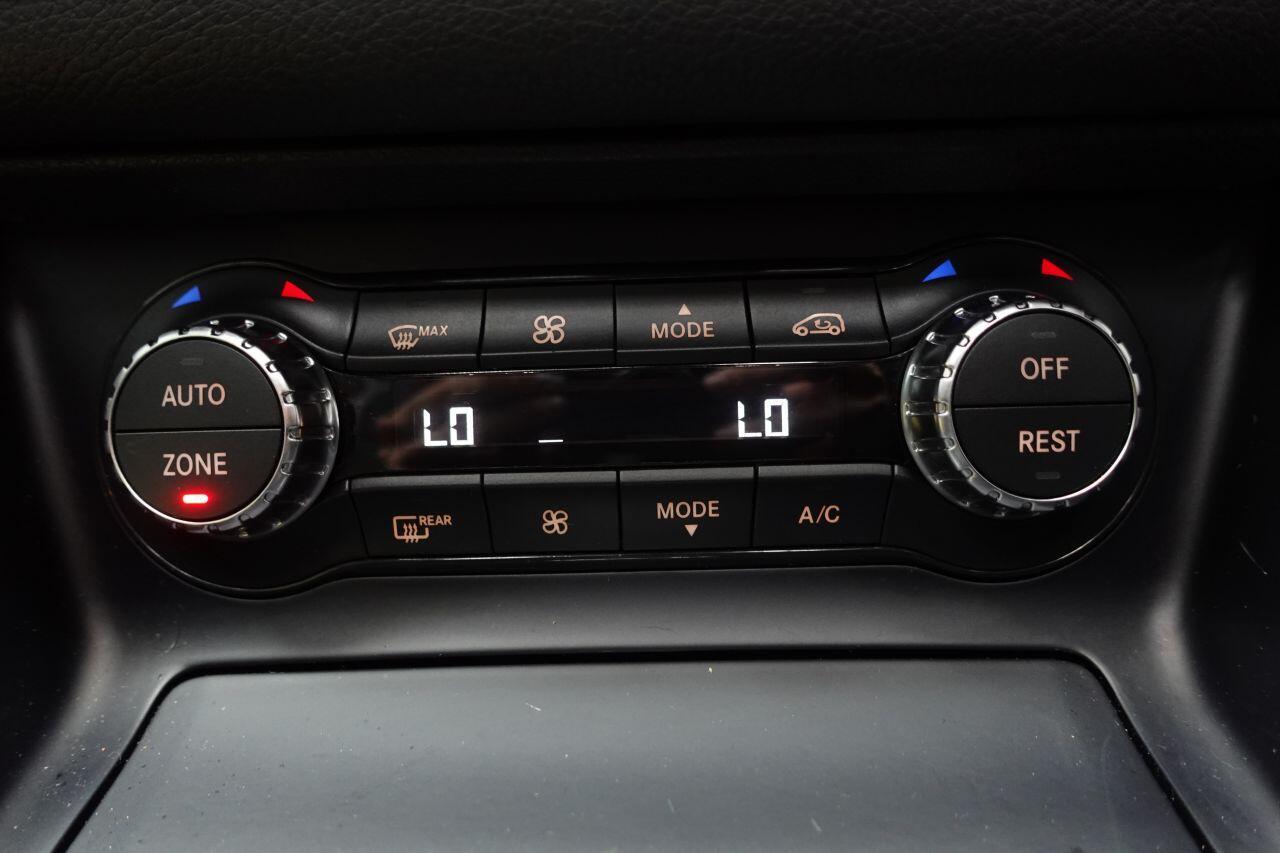 Mercedes-benz CLA - Image 35