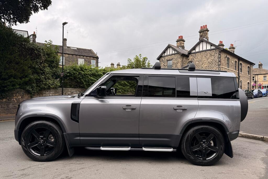 Land Rover Defender 110 - Image 9