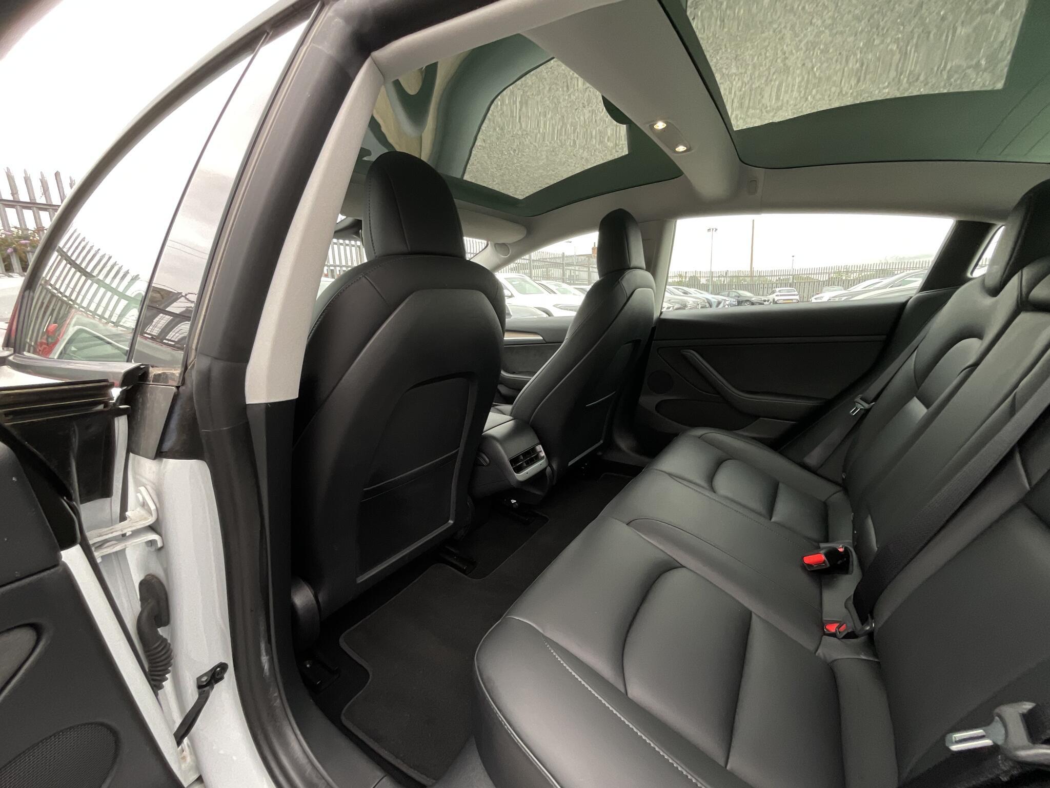 Tesla Model 3 - Image 13